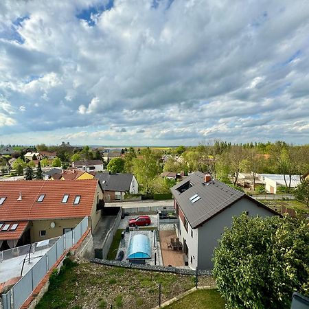 Byt Apartman 74M2 Vyhled Klid Priroda Prague Luaran gambar