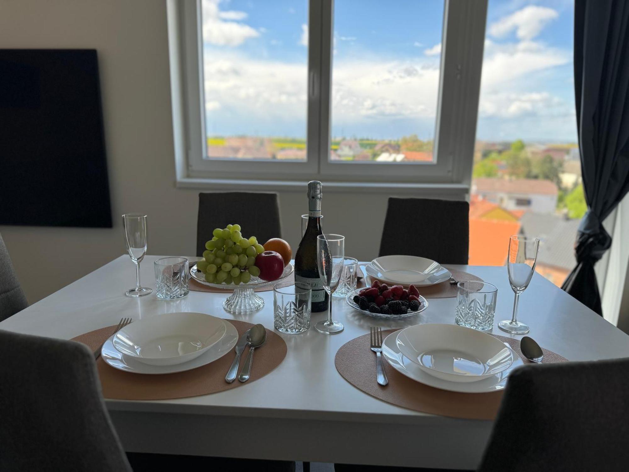 Byt Apartman 74M2 Vyhled Klid Priroda Prague Luaran gambar